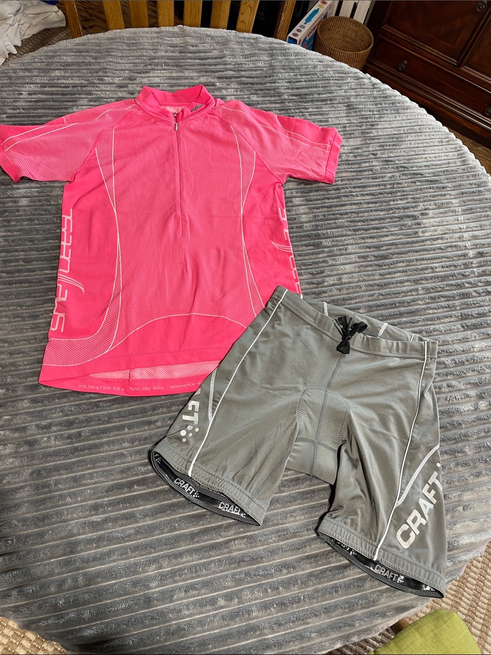 Cycling shorts and jersey